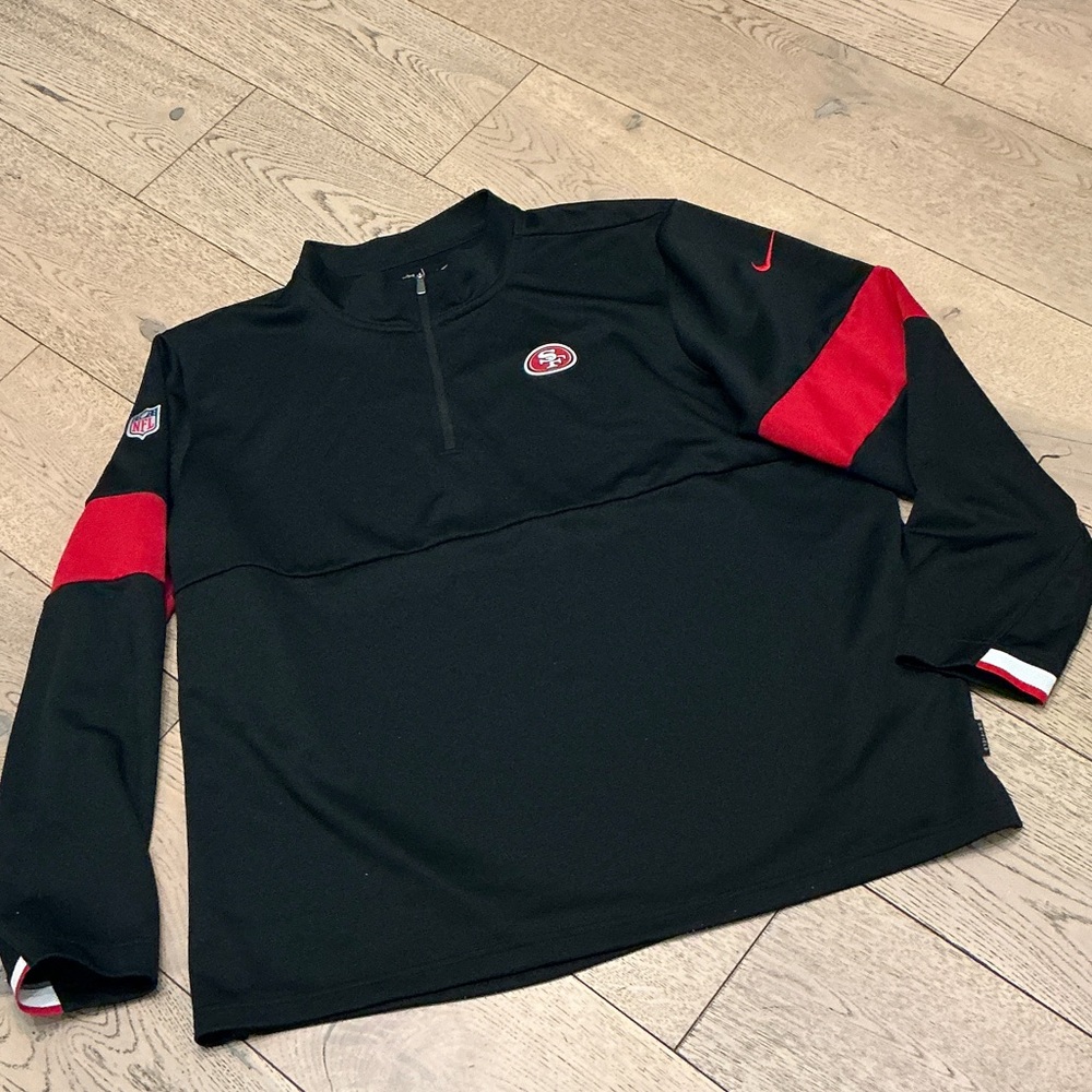 Mens Nike 49er’s black/red 1/2 zip pull over. XXL. Barely worn! Dri-Fit.